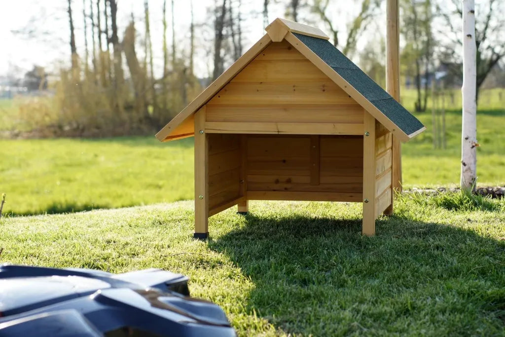 Massivholz-Garage für Mähroboter mit Spitzdach, Modernes Design