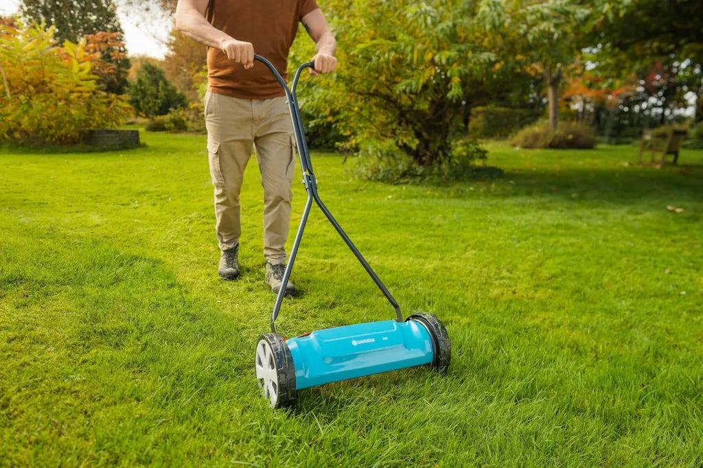 Gardena Hand-Spindelmäher 400 - Geräuscharmes und Präzises Rasenmähen für Flächen bis 200 m²